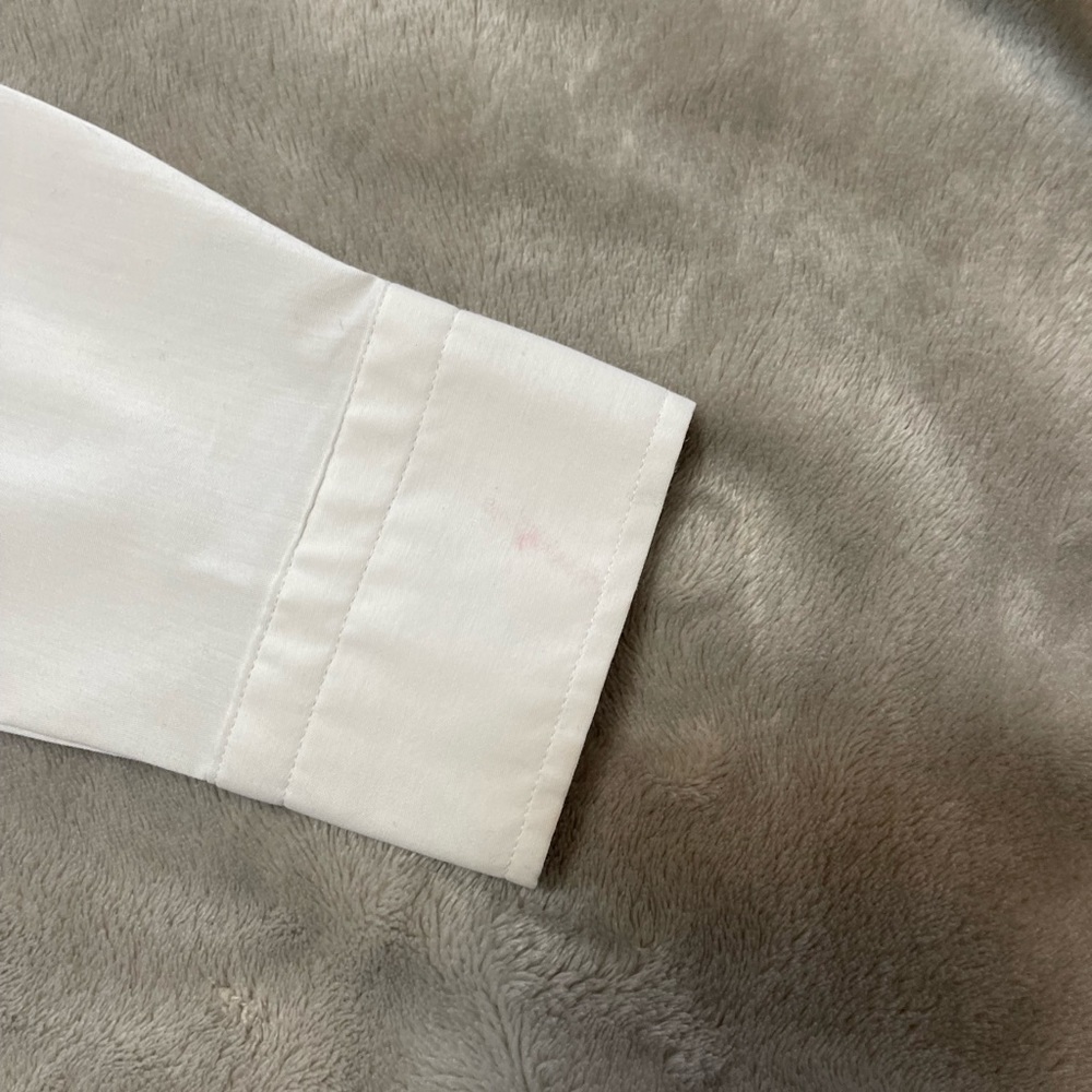Boys white bottom down t shirt - Picture 7 of 11